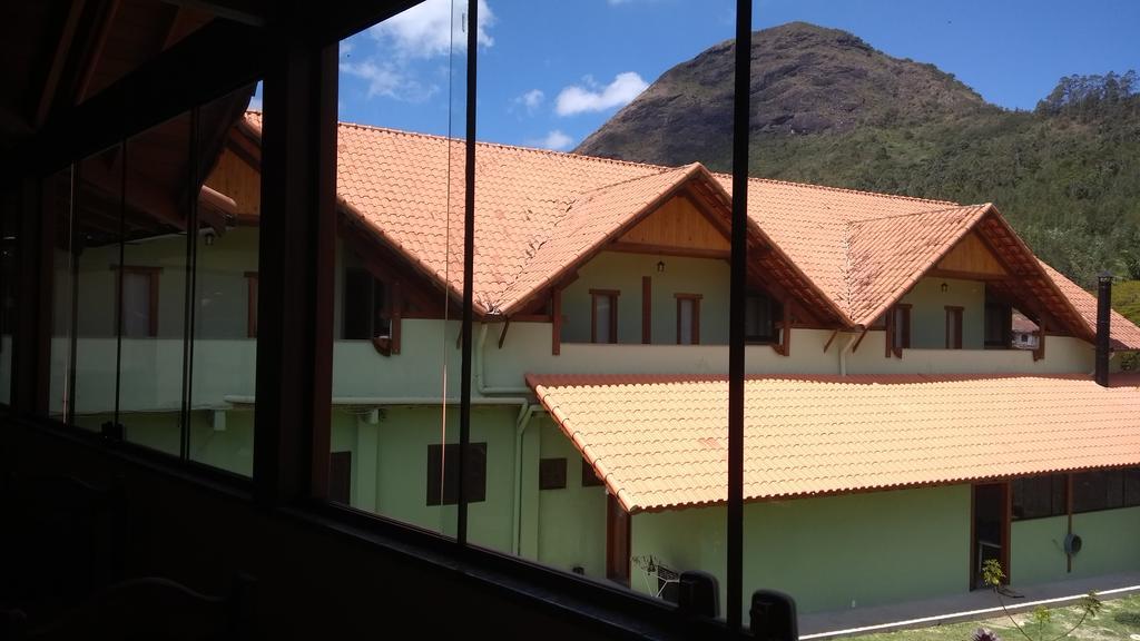 Pousada Guimaraes Сао Педро да Сера Екстериор снимка